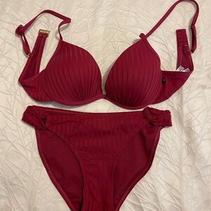 La Vie en Rose Burgundy Textured Bikini Set – Size S/